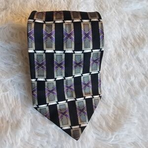 Facets 100% Silk Mens Business Tie Purple‎ Cross X Geometric Pattern